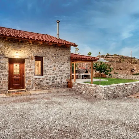 Cloud 9 With Garden Near The Sea Agia Pelagia