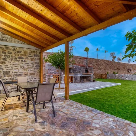 Cloud 9 With Garden Near The Sea *